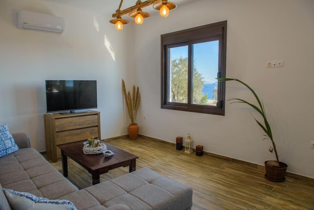 Blue Bay Villas , First Floor Archangelos  Exterior foto